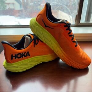 Hoka Arahi 7 Road Running Shoes